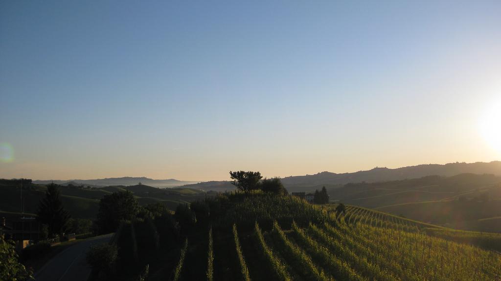 Holiday Home Cannubi In Barolo Exterior photo